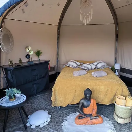 Glamping Roznov Hotel Roznov pod Radhostem Exterior photo