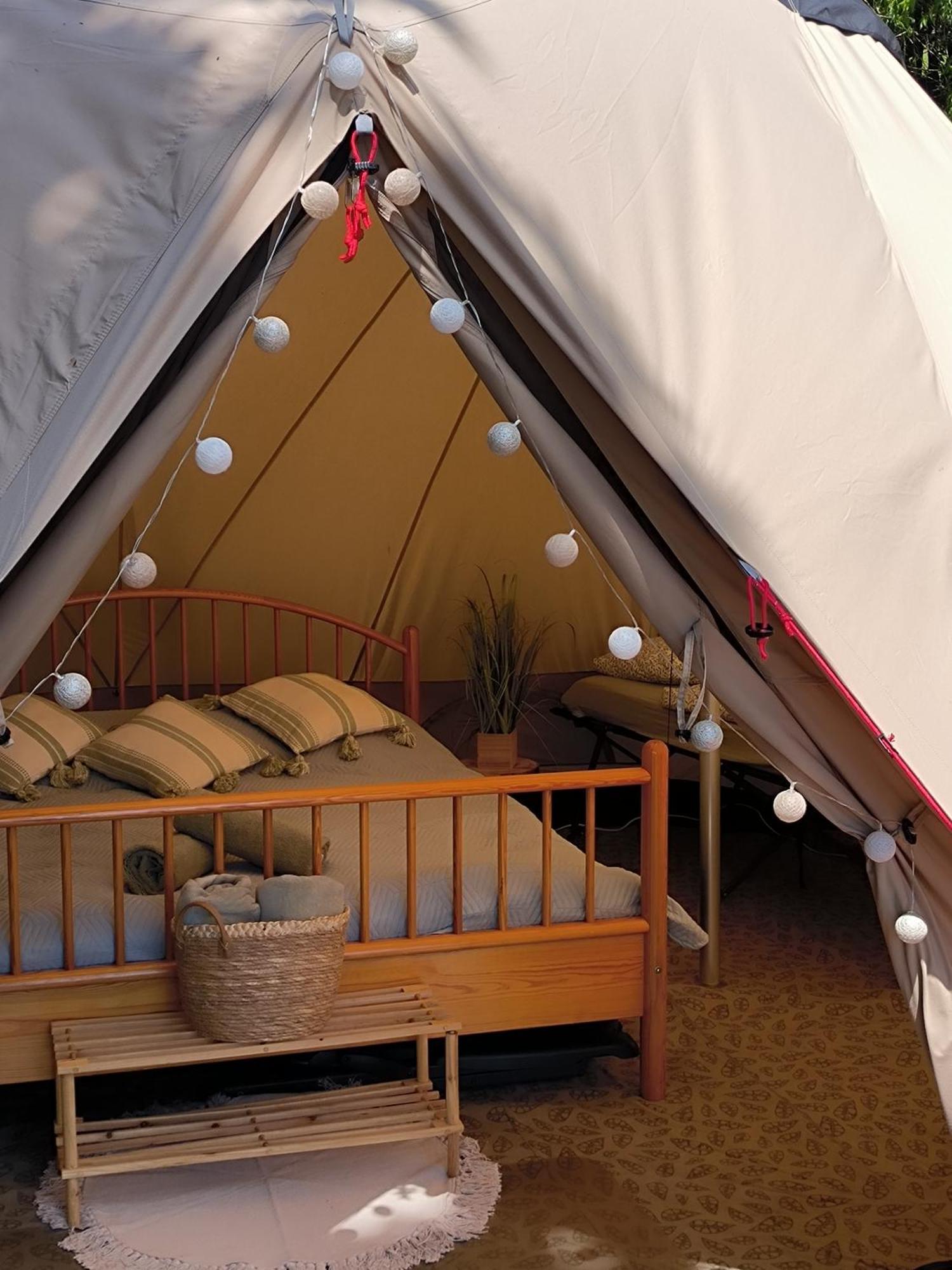 Glamping Roznov Luxury tent Roznov pod Radhostem